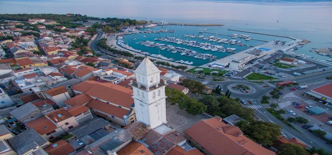 Apartmani Gabrijel Novi Vinodolski Exteriör bild